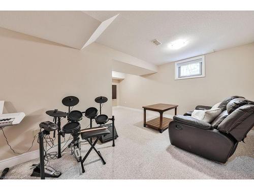 4-540 Guelph Line, Burlington, ON - Indoor