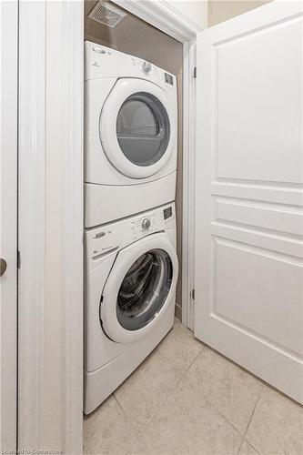 50-541 Winston Road, Grimsby, ON - Indoor Photo Showing Laundry Room