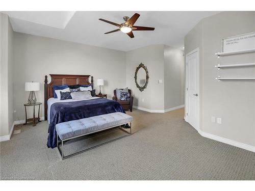 4896 Allan Court, Beamsville, ON - Indoor Photo Showing Bedroom