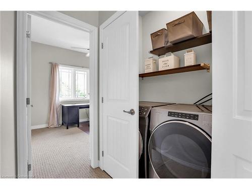 4896 Allan Court, Beamsville, ON - Indoor Photo Showing Laundry Room