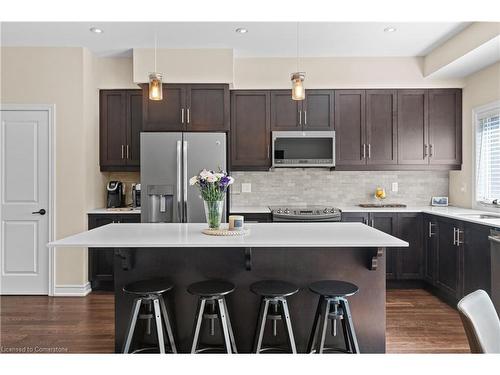 13-377 Glancaster Road, Ancaster, ON - Indoor Photo Showing Kitchen With Upgraded Kitchen