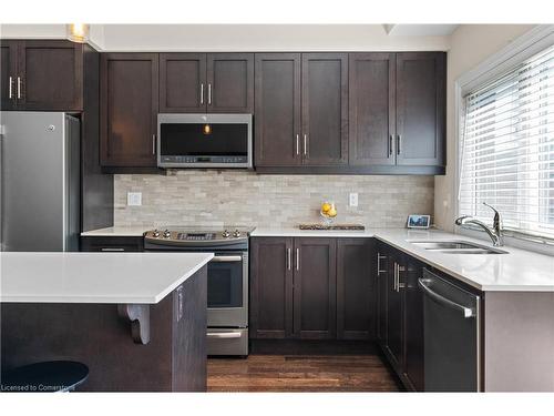 13-377 Glancaster Road, Ancaster, ON - Indoor Photo Showing Kitchen With Double Sink With Upgraded Kitchen