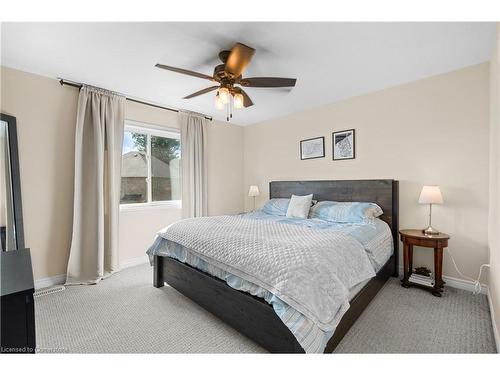 13-377 Glancaster Road, Ancaster, ON - Indoor Photo Showing Bedroom