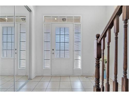 1519 Farmstead Drive, Milton, ON - Indoor Photo Showing Other Room