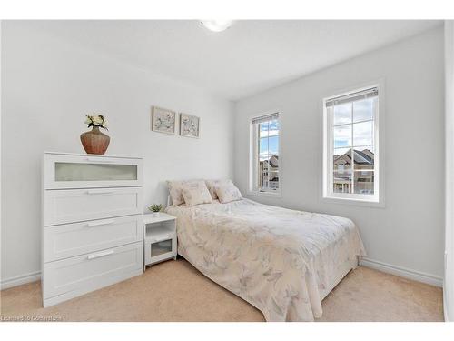 1519 Farmstead Drive, Milton, ON - Indoor Photo Showing Bedroom