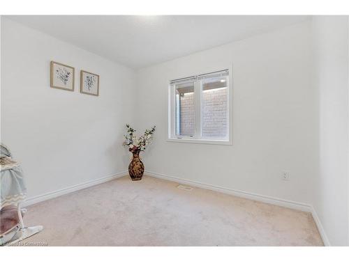 1519 Farmstead Drive, Milton, ON - Indoor Photo Showing Other Room