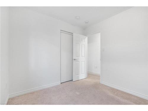 1519 Farmstead Drive, Milton, ON - Indoor Photo Showing Other Room