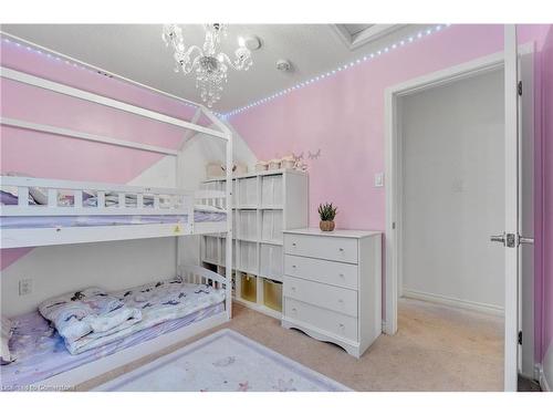 1519 Farmstead Drive, Milton, ON - Indoor Photo Showing Bedroom