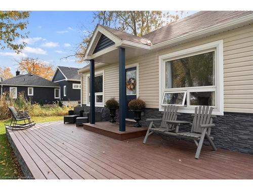 888 Green Mountain Road E, Stoney Creek, ON - Outdoor With Deck Patio Veranda