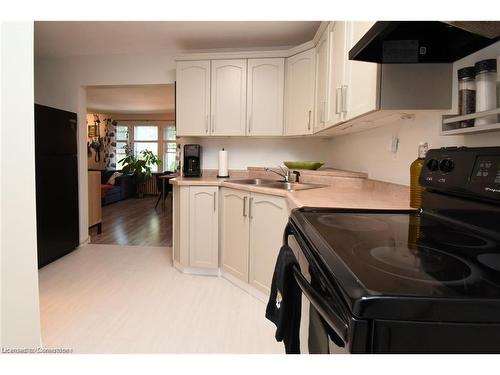 10-356 Hunter Street E, Hamilton, ON - Indoor Photo Showing Kitchen With Double Sink