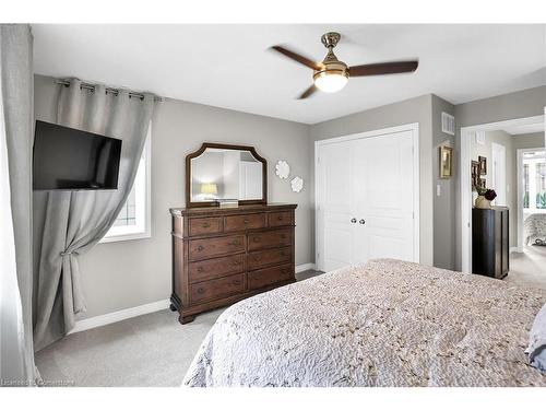 24-8 Hemlock Way, Grimsby, ON - Indoor Photo Showing Bedroom