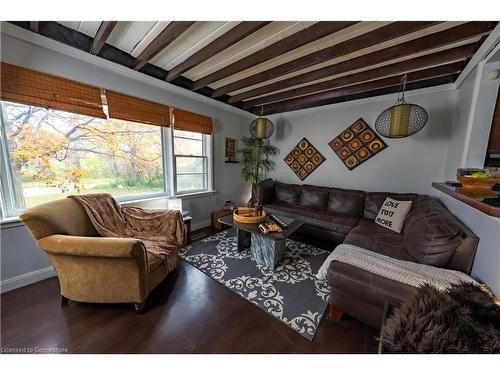 601 York Road, Dundas, ON - Indoor Photo Showing Living Room