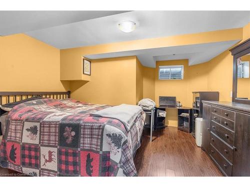 4821 Sherkston Road, Sherkston, ON - Indoor Photo Showing Bedroom