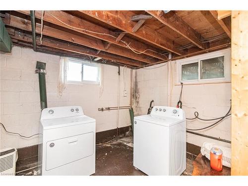 1584 Northshore Drive, Lowbanks, ON - Indoor Photo Showing Laundry Room