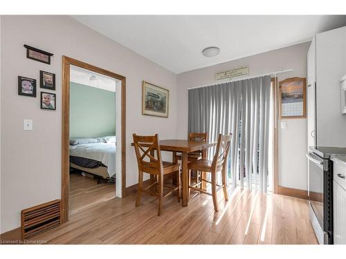 552 Quebec Street, Hamilton, ON - Indoor Photo Showing Dining Room