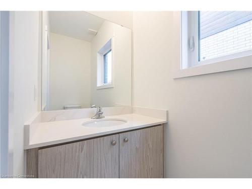 Lot 13-215 Lormont Boulevard, Stoney Creek, ON - Indoor Photo Showing Bathroom