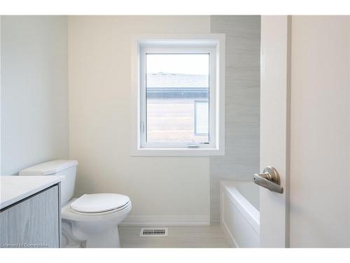 Lot 13-215 Lormont Boulevard, Stoney Creek, ON - Indoor Photo Showing Bathroom