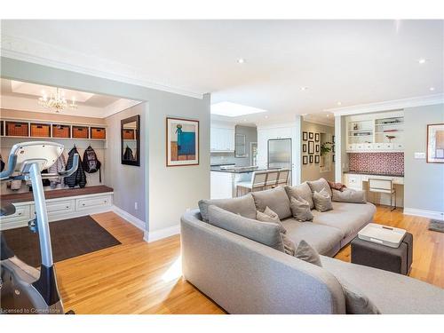 578 Catherine Street, Burlington, ON - Indoor Photo Showing Living Room