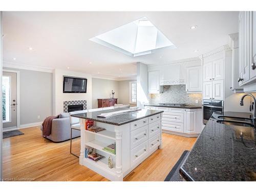 578 Catherine Street, Burlington, ON - Indoor Photo Showing Kitchen With Fireplace With Upgraded Kitchen