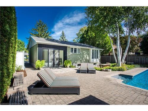 578 Catherine Street, Burlington, ON - Outdoor With In Ground Pool