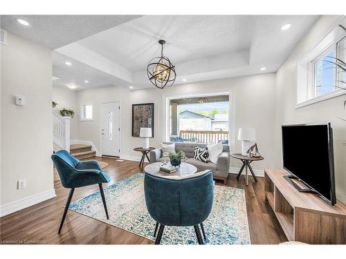 248 Murray Street, Brantford, ON - Indoor Photo Showing Living Room