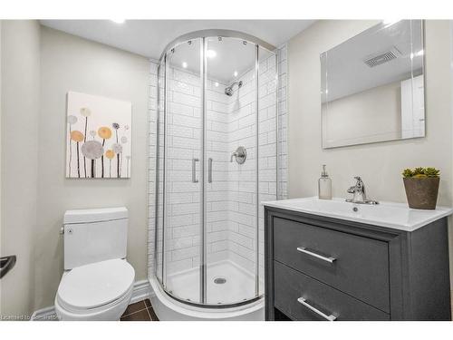 248 Murray Street, Brantford, ON - Indoor Photo Showing Bathroom