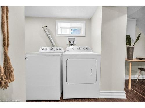 248 Murray Street, Brantford, ON - Indoor Photo Showing Laundry Room