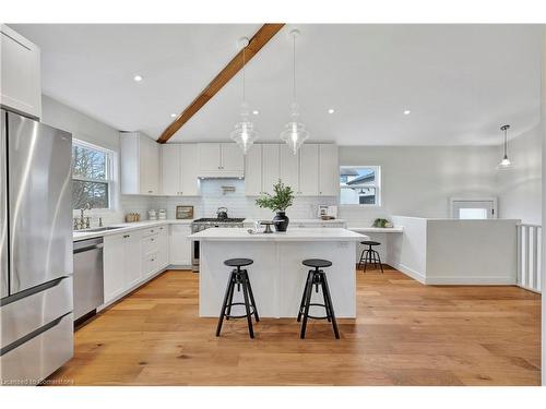 2803 Haldimand Road 9, York, ON - Indoor Photo Showing Kitchen With Upgraded Kitchen