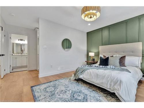 2803 Haldimand Road 9, York, ON - Indoor Photo Showing Bedroom