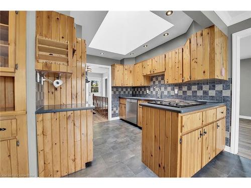 203 Park Avenue W, Dunnville, ON - Indoor Photo Showing Kitchen