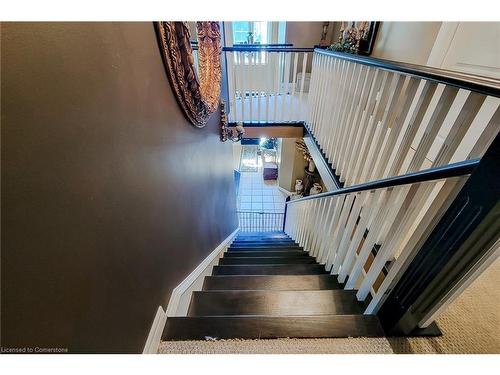 26 Grassyplain Drive, Mount Hope, ON - Indoor Photo Showing Other Room