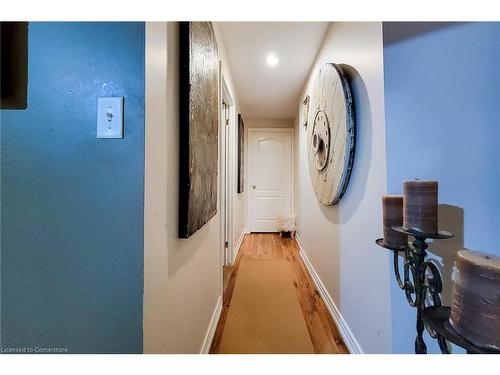 26 Grassyplain Drive, Mount Hope, ON - Indoor Photo Showing Other Room