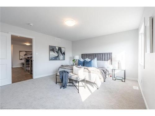 47 Hildred Street, Welland, ON - Indoor Photo Showing Bedroom