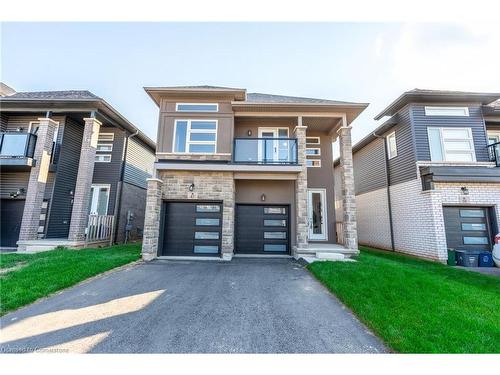 47 Hildred Street, Welland, ON - Outdoor With Facade