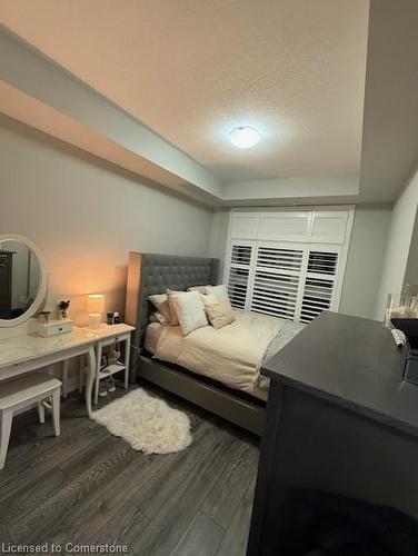 117-101 Shoreview Place, Stoney Creek, ON - Indoor Photo Showing Bedroom