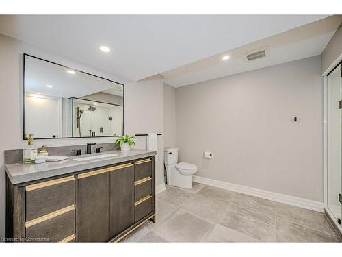 6490 Panton Street, Burlington, ON - Indoor Photo Showing Bathroom