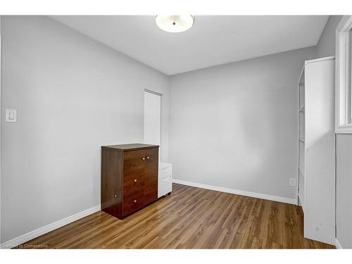 9184 Airport Road W, Mount Hope, ON - Indoor Photo Showing Other Room