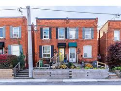 187 Barton Street W Hamilton, ON L8R 2H3