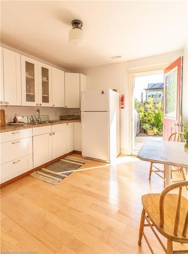 31 St Clair Avenue, Hamilton, ON - Indoor Photo Showing Kitchen With Double Sink