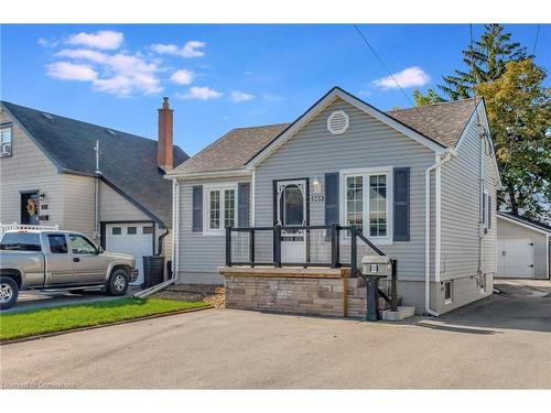 569 Barnaby Street, Hamilton, ON - Outdoor