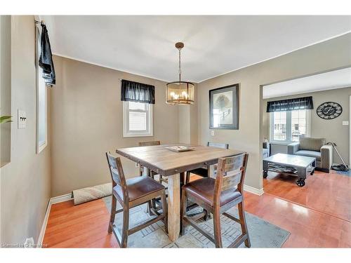 569 Barnaby Street, Hamilton, ON - Indoor Photo Showing Dining Room