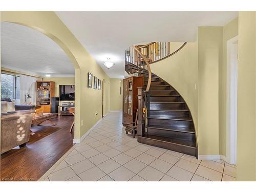 1239 Westbrook Road, Hamilton, ON - Indoor Photo Showing Other Room