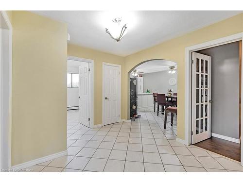 1239 Westbrook Road, Hamilton, ON - Indoor Photo Showing Other Room