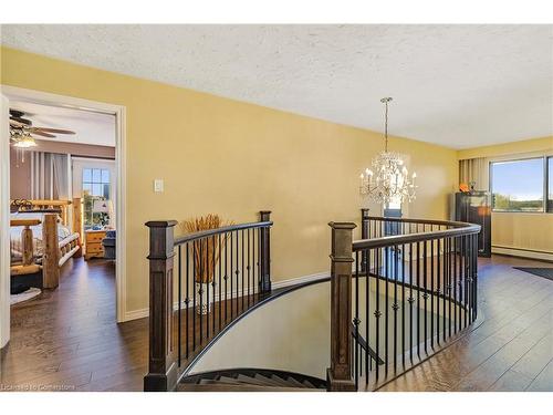 1239 Westbrook Road, Hamilton, ON - Indoor Photo Showing Other Room