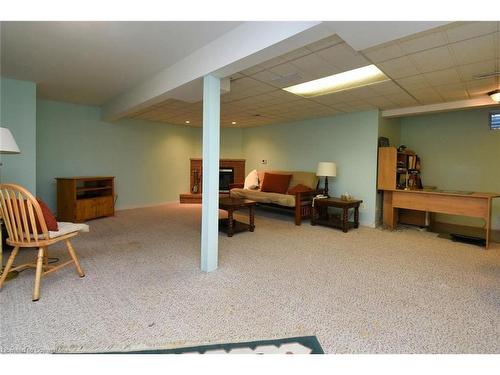 39 Twenty Place Boulevard, Hamilton, ON - Indoor Photo Showing Basement