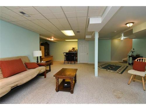 39 Twenty Place Boulevard, Hamilton, ON - Indoor Photo Showing Basement