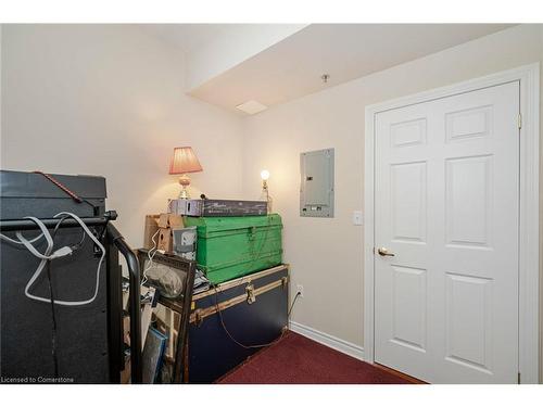 115-308 Watson Parkway N, Guelph, ON - Indoor Photo Showing Other Room