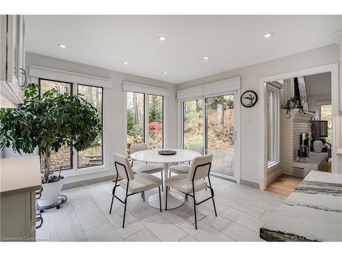 158 Sulphur Springs Road, Ancaster, ON - Indoor Photo Showing Dining Room