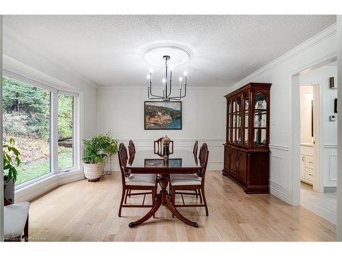 158 Sulphur Springs Road, Ancaster, ON - Indoor Photo Showing Dining Room