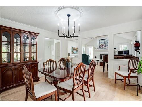 158 Sulphur Springs Road, Ancaster, ON - Indoor Photo Showing Dining Room